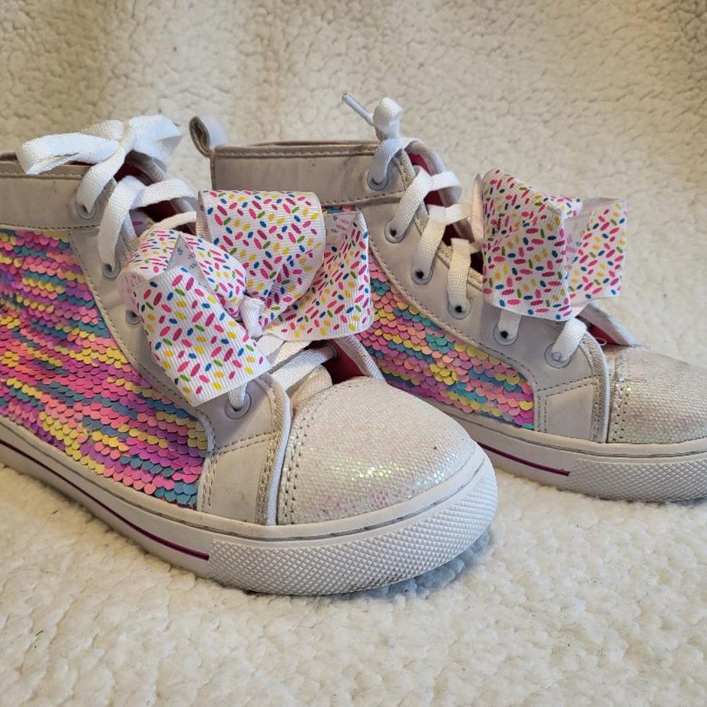 Jojo Siwa Rainbow Sequin Shoes Sneakers. Girls size 4. Very gently worn!
